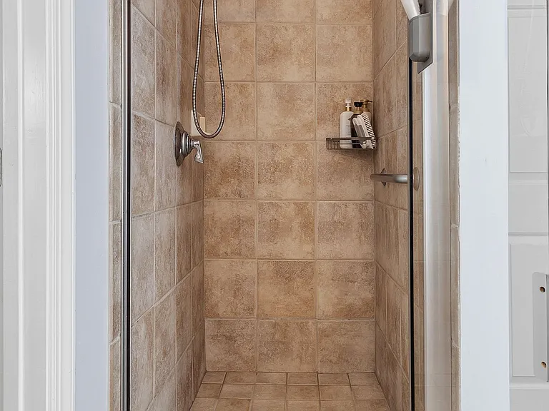 812 Pisgah Park — Photo 23