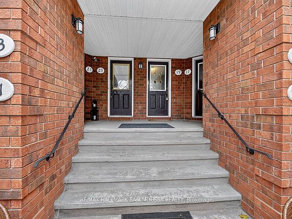 3rd image of 19 Colchester Sq