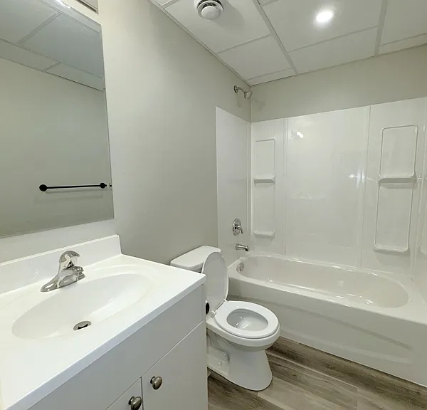 61 Thompsons Rd W #201 — Photo 15