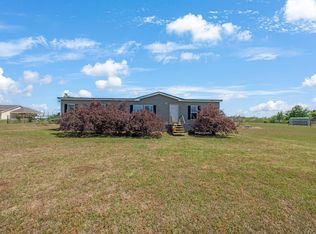 578 Shiloh Rd, Ray City, GA 31645