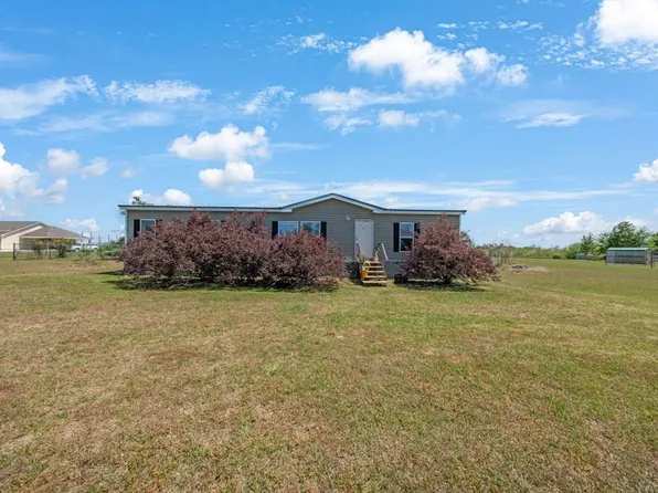 578 Shiloh Rd, Ray City, GA 31645