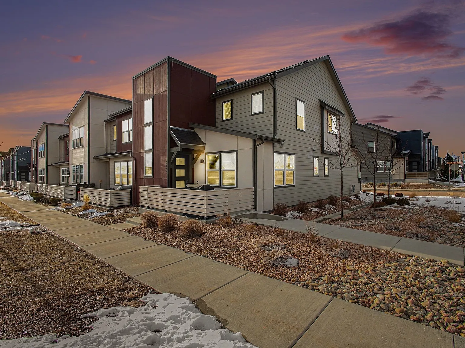 3 bed, 2.5 bath, 1773 sqft, $2,600 — Photo 1