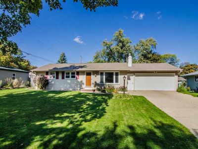 1026 Wishart Ave, De Pere, WI, 54115