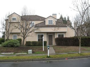 1651 Zinfandel Dr, Petaluma, CA
