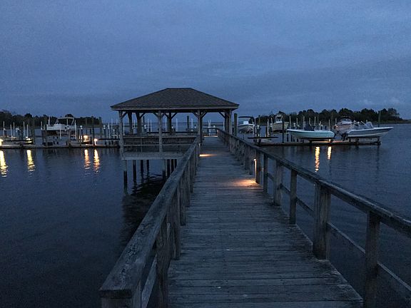 Dock with 24-ft boat lift