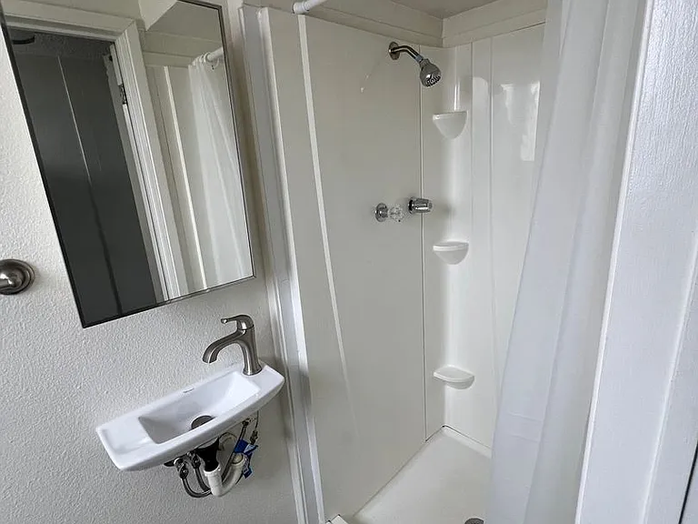 201 Surfrider Way — Photo 50