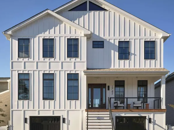 1742 Bay Blvd, Point Pleasant Beach, NJ 08742