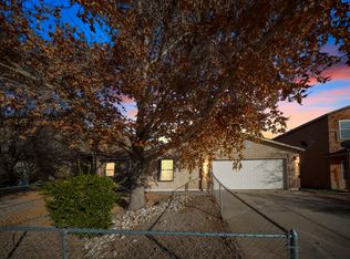2830 Solano Del Sol Dr NE, Rio Rancho, NM 87144