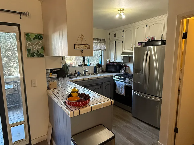 3750 El Camino Real — Photo 5