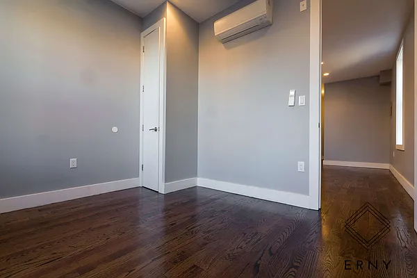 Rented by ERNY LLC | media 6