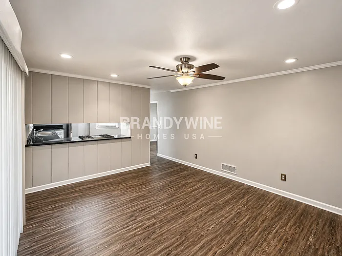 4520 Dorset Cir — Photo 10