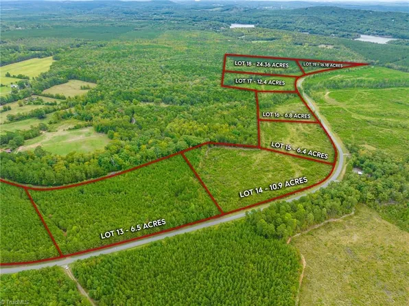 16 Stoney Point Dr, Lexington, NC 27292