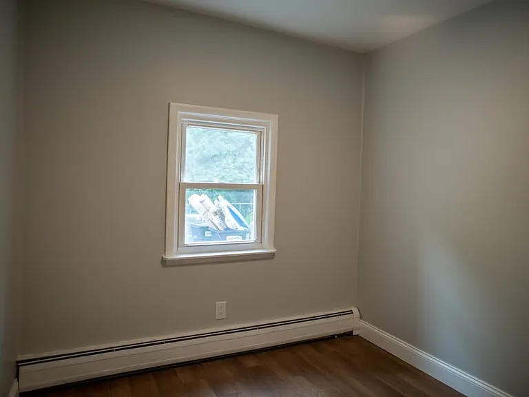 225 Upper Sherman Ave #1 — Photo 19
