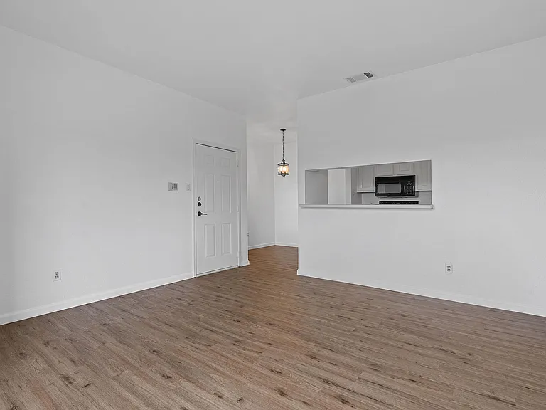 12166 Metric Blvd #1010 — Photo 3