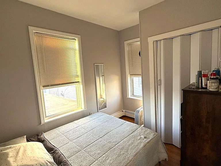 9 Houghton St #2 — Photo 4