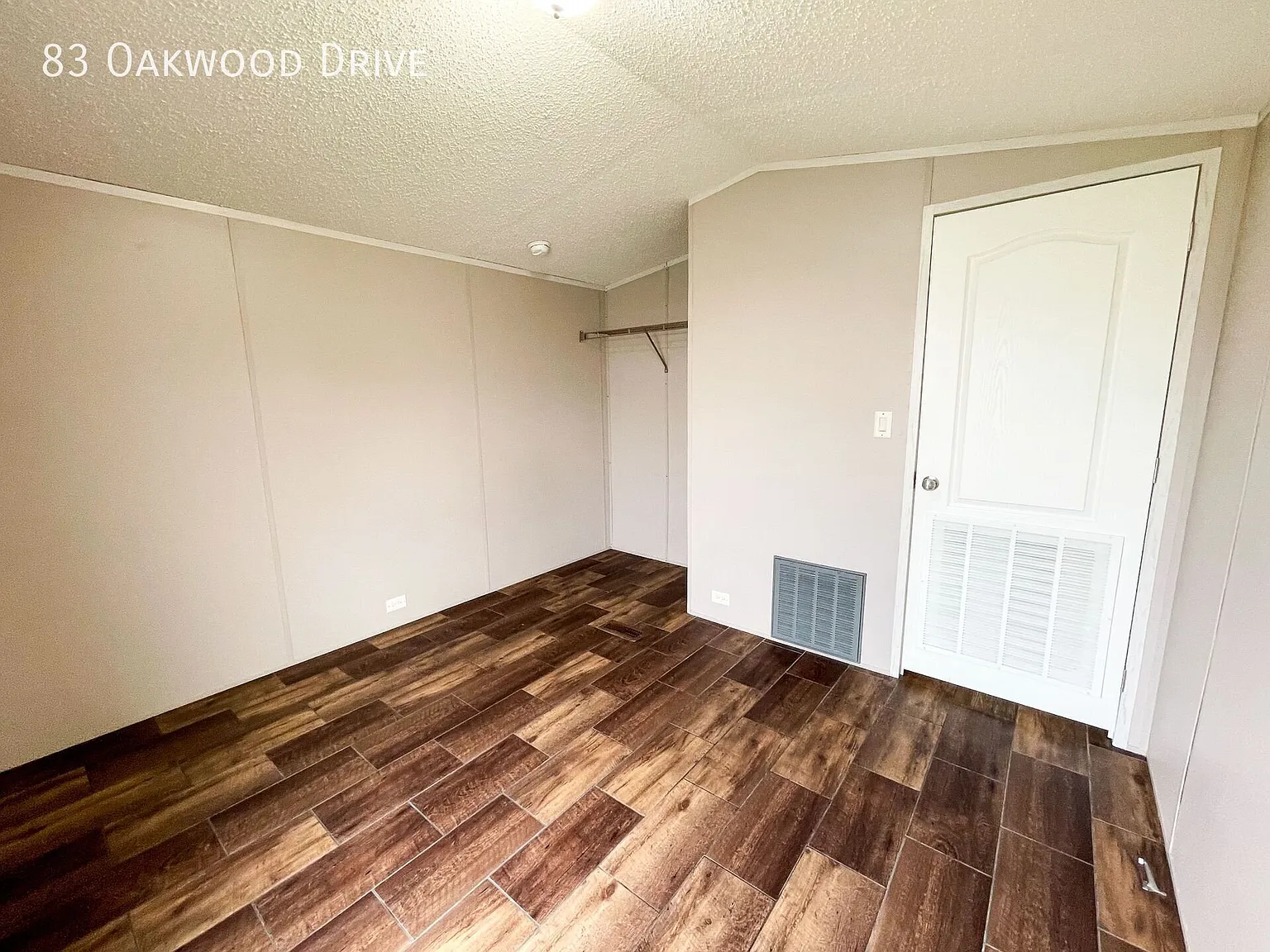 Now leasing a beautiful Double Wide — Photo 4