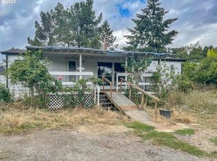 312 NW Civil Bend Ave, Winston, OR