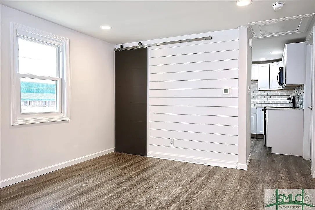 2 bed, 900 sqft, $1,900 — Photo 4