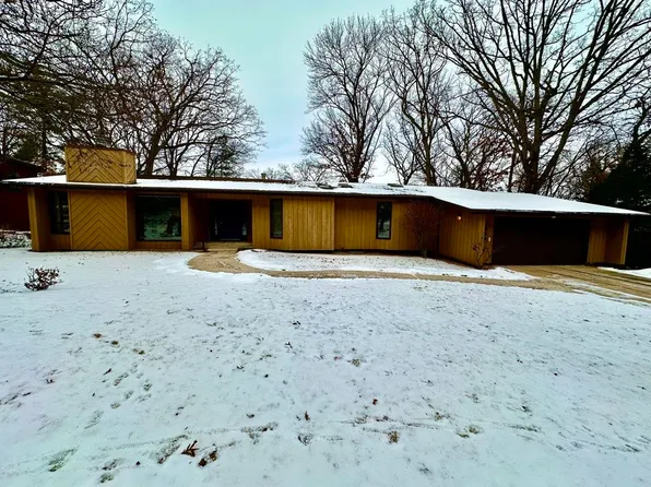 3022 Irvington Way, Madison, WI 53713