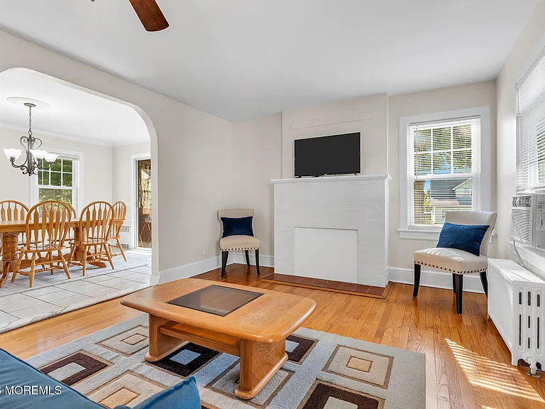 37 Highland Ave — Photo 12
