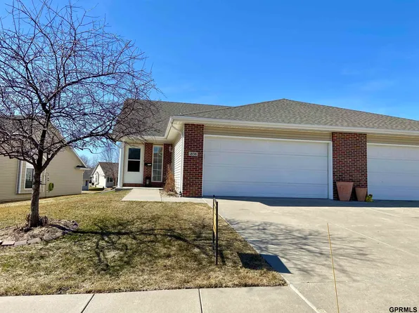 1838 N 176th Plz, Omaha, NE 68118