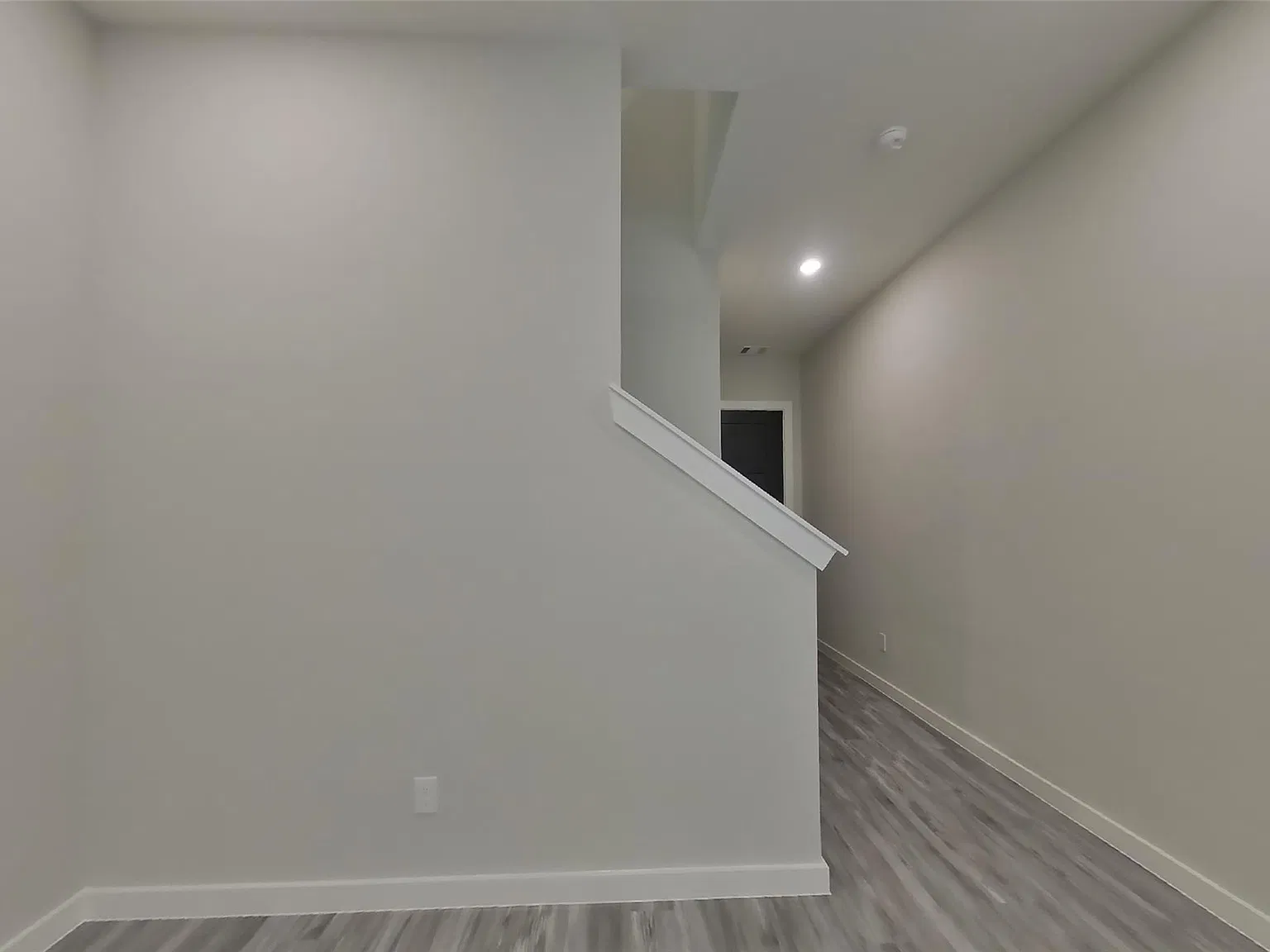 3 bed, 2.5 bath, 1464 sqft, $2,199 — Photo 2
