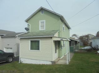 542 5th St, Colver, PA 15927