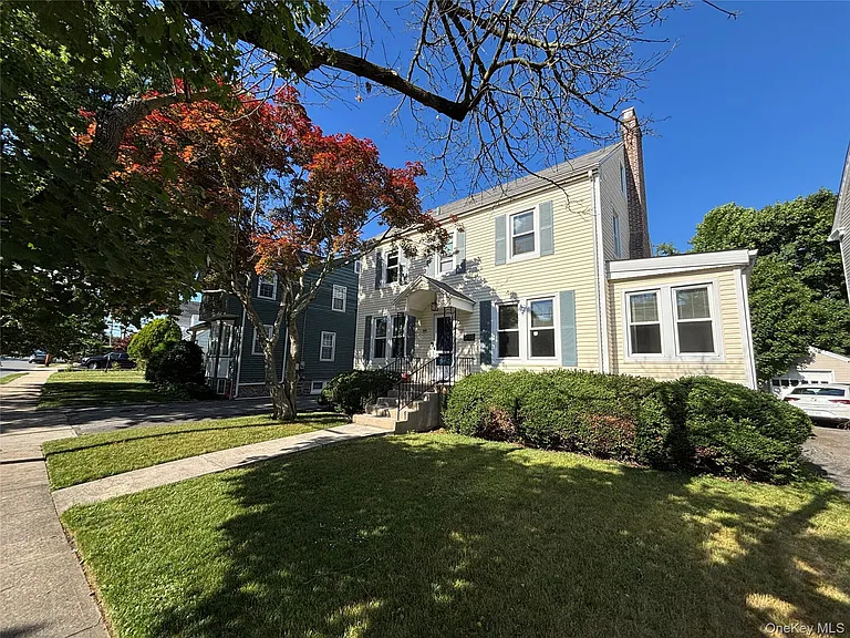 23 Perry Ave — Photo 49