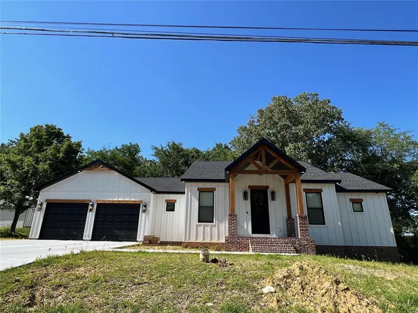 702 Center St, Bloomfield, MO 63825