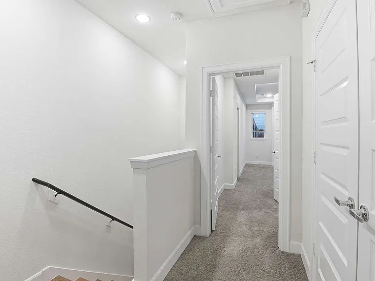 2733 Eado Edge Ct — Photo 24