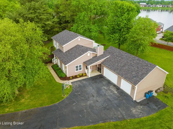 1900 Oriole Pl, Prospect, KY 40059