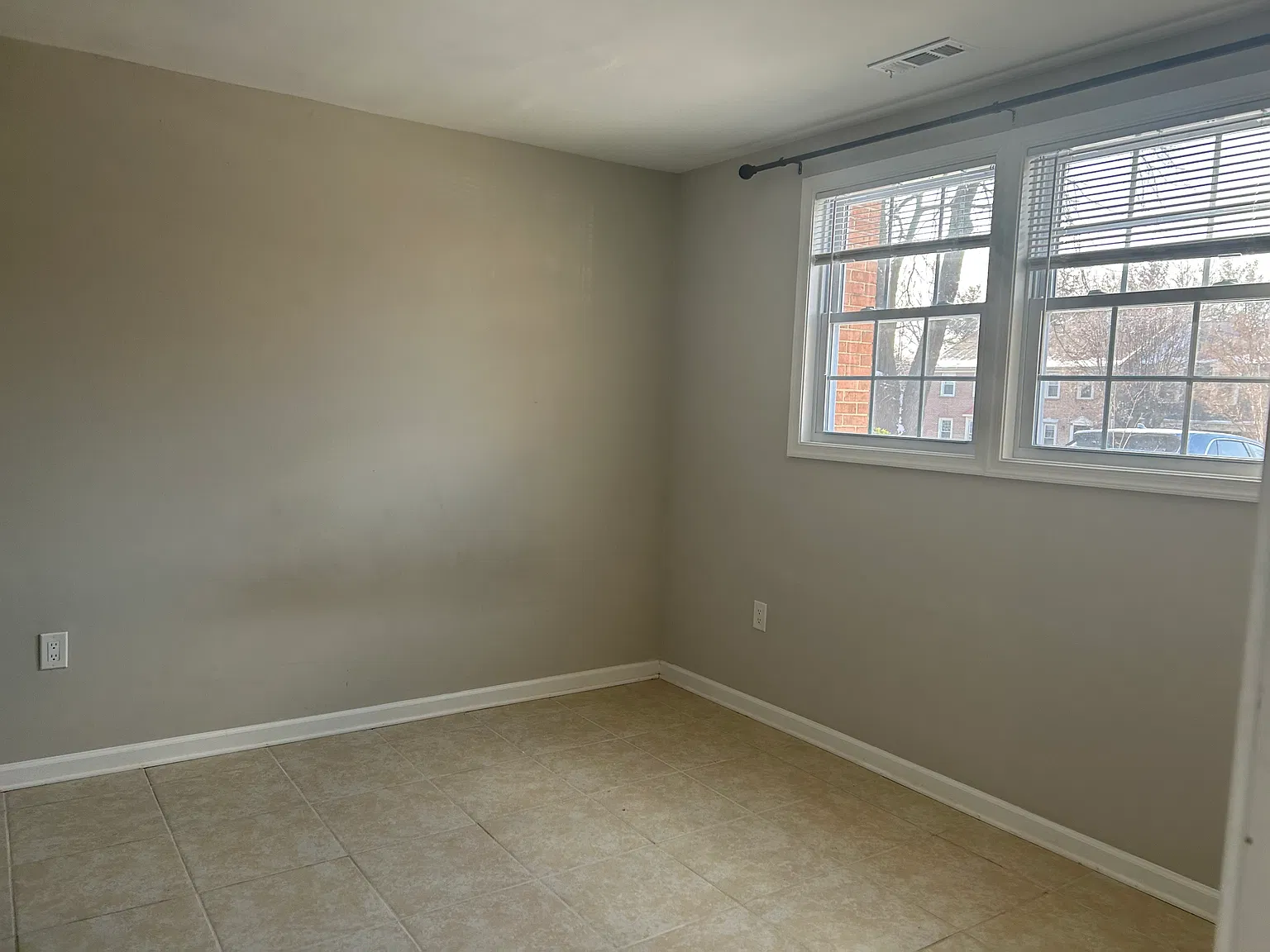 44 Bralan Ct — Photo 2