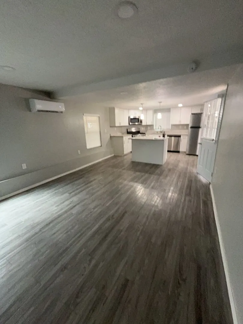 2-bedroom, 1-bathroom home located in the city of Los Lunas — Photo 4