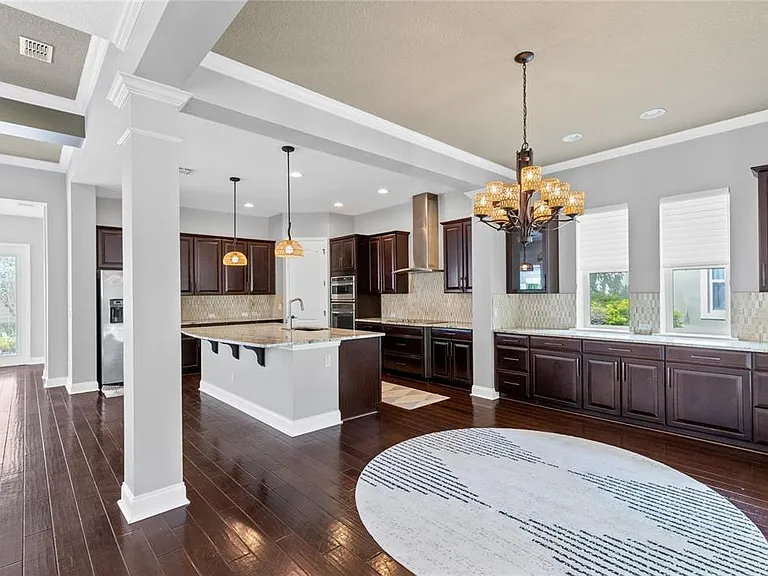8631 Laureate Blvd — Photo 6