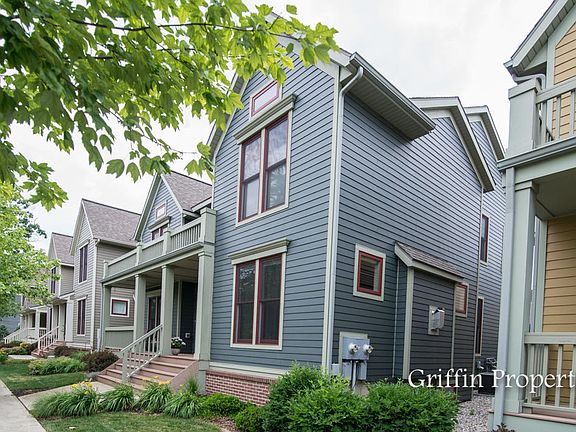 3rd image of 224 Hollister Ave SE #0