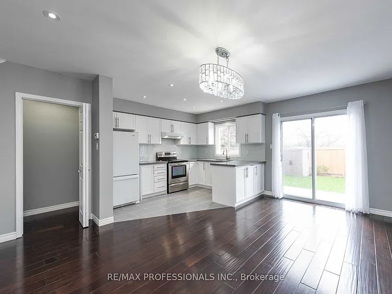 1362 Brookstar Dr — Photo 5