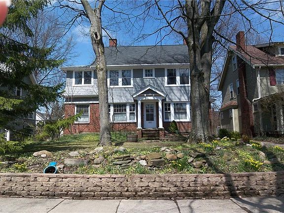 2nd image of 3055 Essex Rd