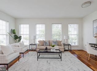 21015 Kittanning Ln, Ashburn, VA 20147