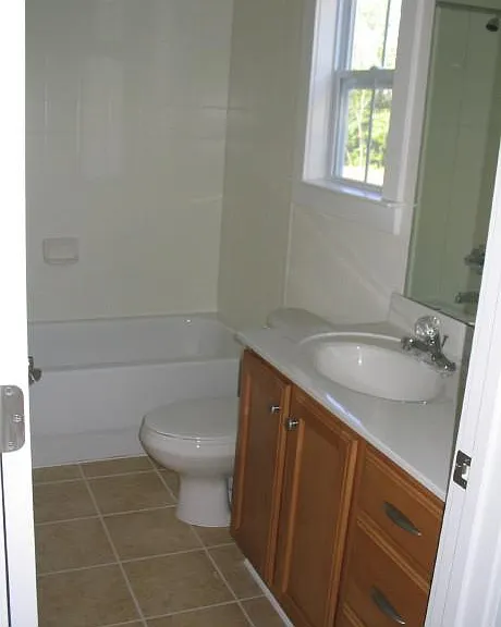 527 Dubois Ct — Photo 13