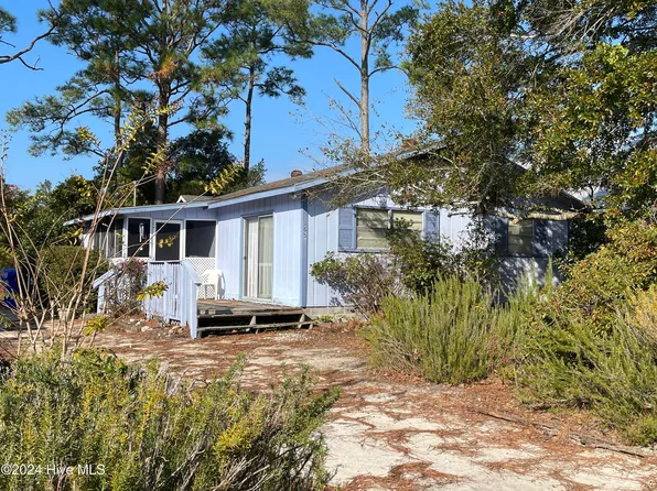 165 NE 6th Street, Oak Island, NC 28465