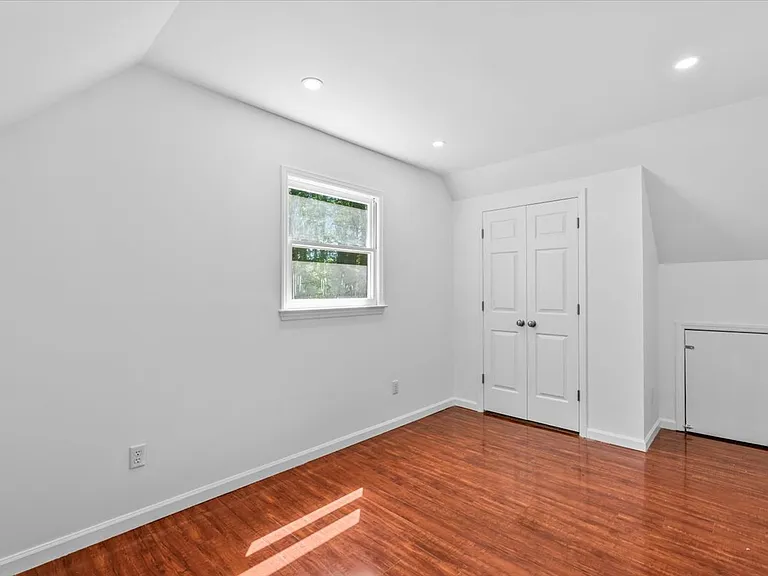 120 Arcaro Dr — Photo 22