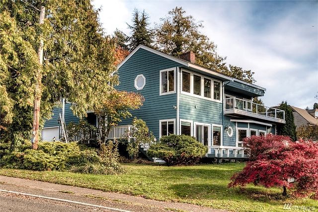 1st image of 1017 SW Shoremont Ave