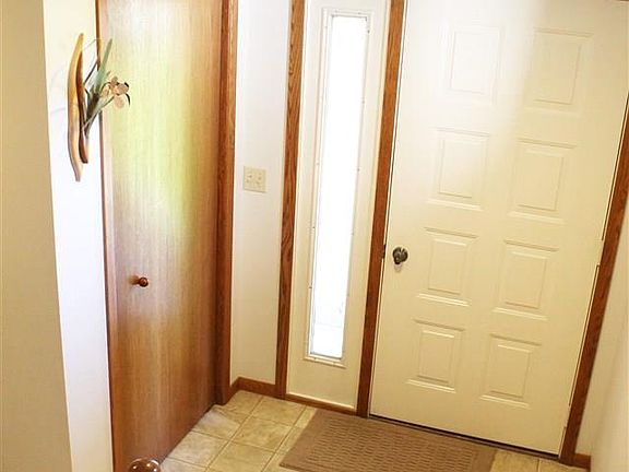 2nd image of 118 Hosanna Ct