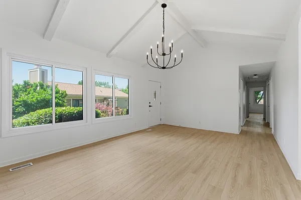 800 Williamsburg West Dr — Photo 8
