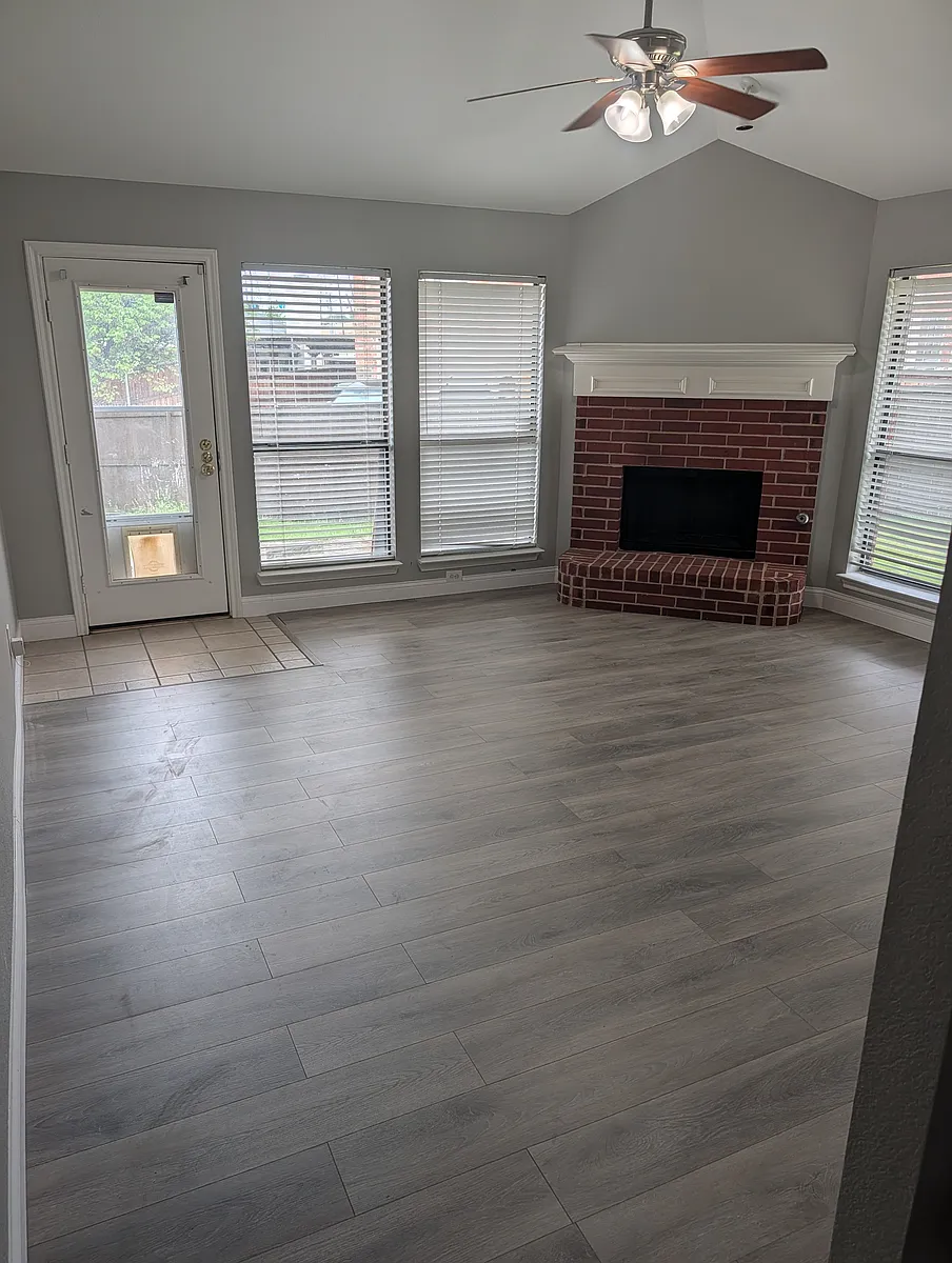 Family room with fireplace - 4036 Jahvani Ct