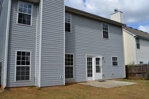 2nd image of 465 Clairidge Ln