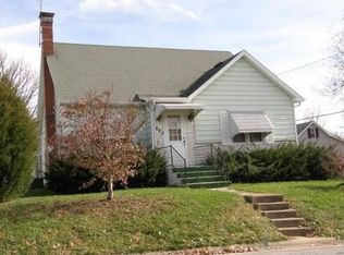 602 Cherry St, Evansville, IL 62242