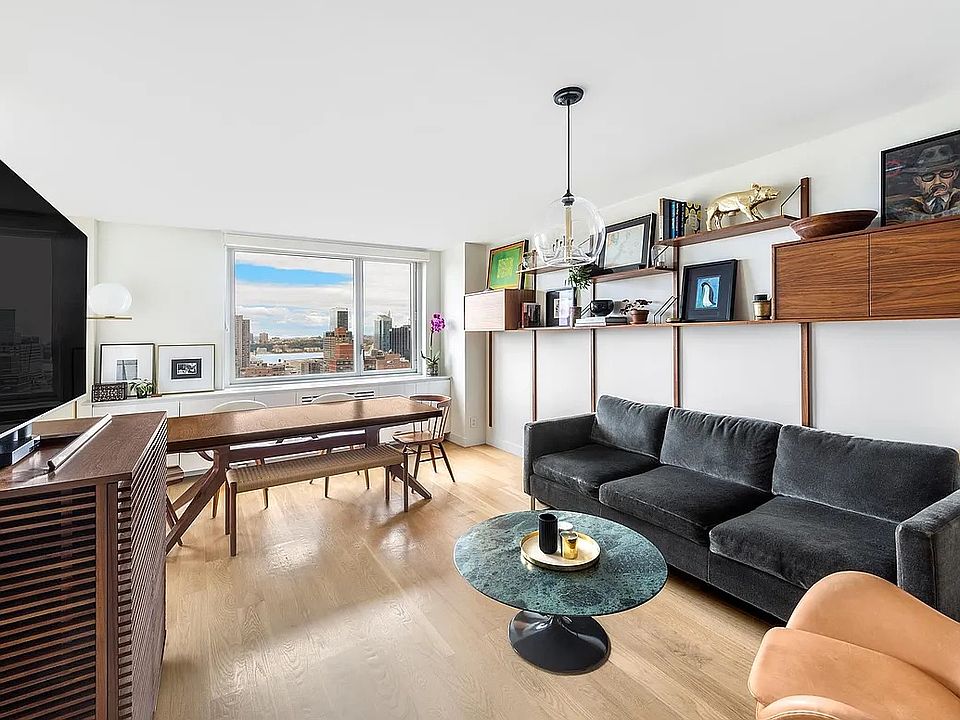 1st image of 301 W 53rd St APT 25D