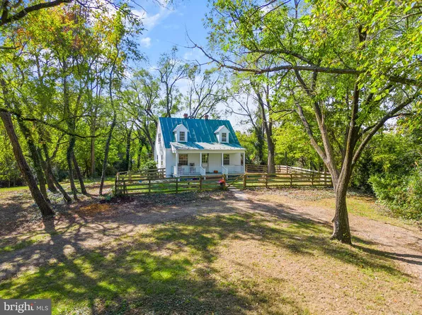 7135 Bunker Hill Rd, The Plains, VA 20198