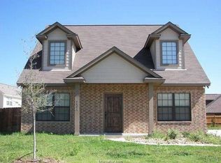 6801 Appomattox Dr, College Station, TX 77845